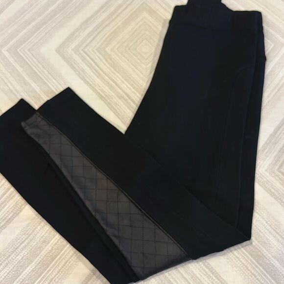 Tag Pants - Tag Women’s Black Riding Pants with Faux Leather Panel - Size M